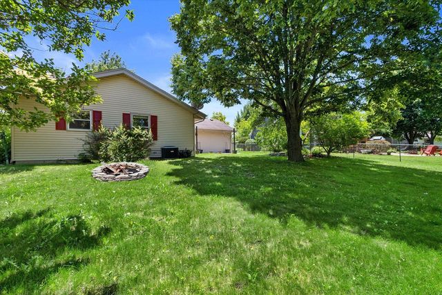 1130 E Elm ROAD, Oak Creek, WI 53154