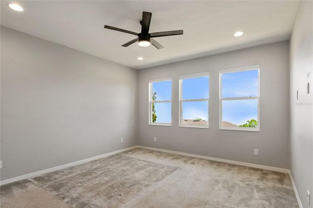 2017 BOSS HEWETT STREET, Oakland, FL 34787