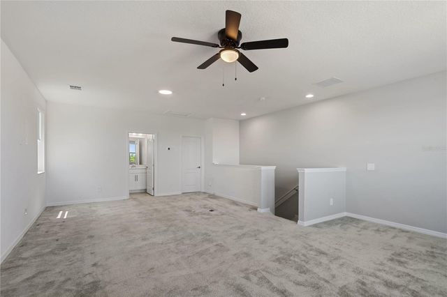 2017 BOSS HEWETT STREET, Oakland, FL 34787