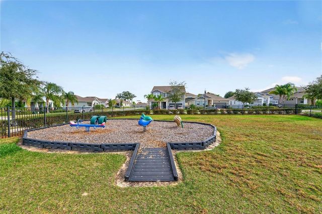 2017 BOSS HEWETT STREET, Oakland, FL 34787