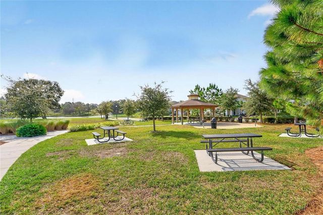 2017 BOSS HEWETT STREET, Oakland, FL 34787