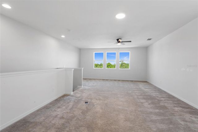 2017 BOSS HEWETT STREET, Oakland, FL 34787