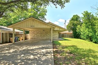 8204 EXMOOR DR, Austin, TX 78757