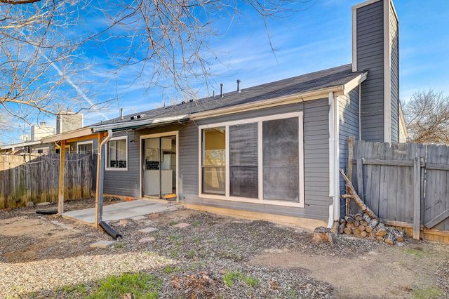 1406 Hyridge Circle, Round Rock, TX 78664