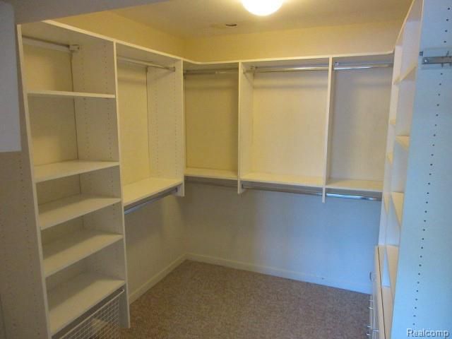 4870 Lakeview Boulevard, Clarkston, MI 48348