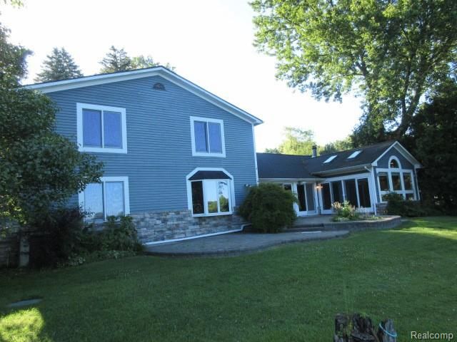4870 Lakeview Boulevard, Clarkston, MI 48348