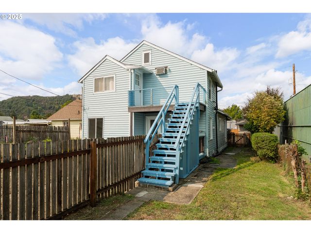 643 Se PARROTT St, Roseburg, OR 97470