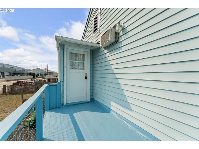 643 Se PARROTT St, Roseburg, OR 97470