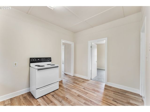 643 Se PARROTT St, Roseburg, OR 97470