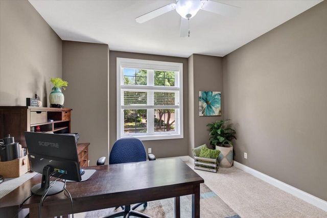 912 PEBBLEBROOK Drive, Waunakee, WI 53597