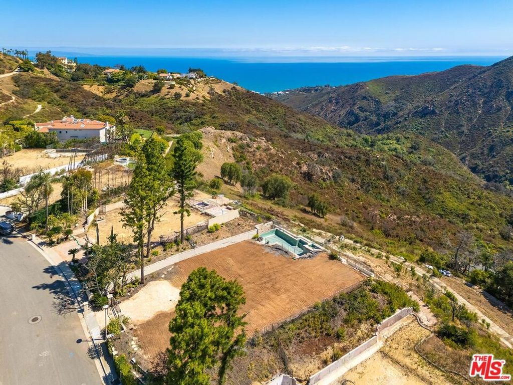 16740 Monte Hermoso Drive, Pacific Palisades, CA 90272 — photo 4