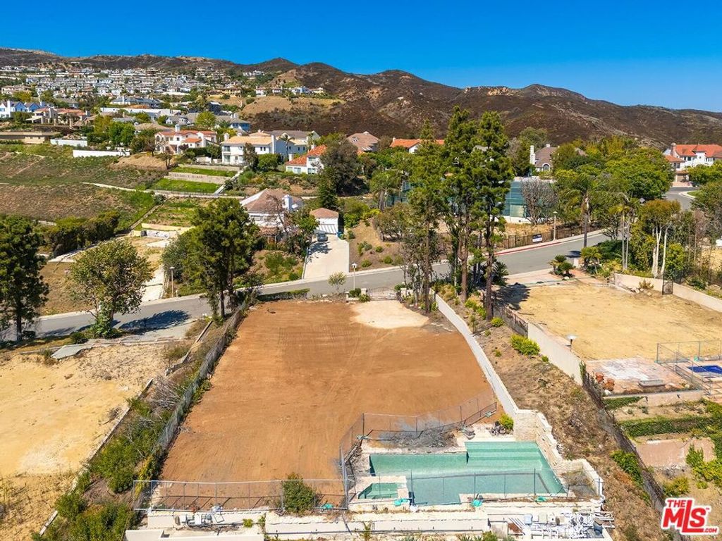 16740 Monte Hermoso Drive, Pacific Palisades, CA 90272 — photo 5
