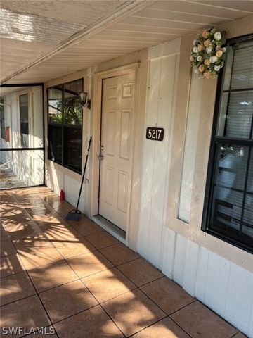 5217 Treetops DR I, Naples, FL 34113