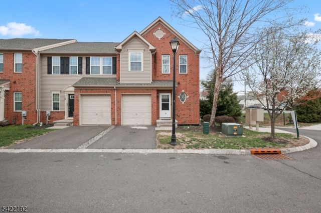 18 Panfili Ln, Hamilton Twp., NJ 08610