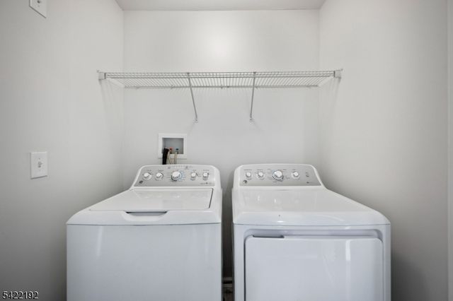 18 Panfili Ln, Hamilton Twp., NJ 08610