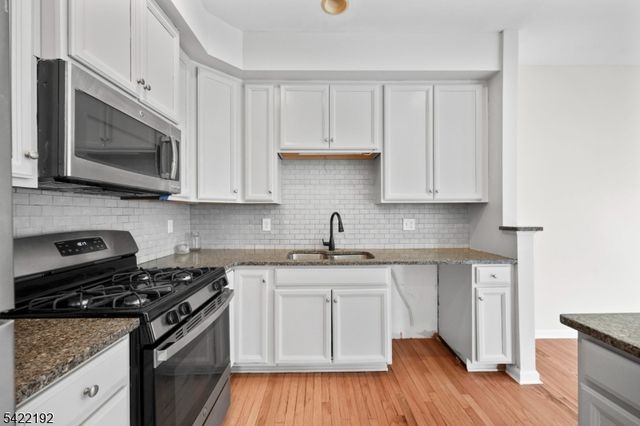 18 Panfili Ln, Hamilton Twp., NJ 08610