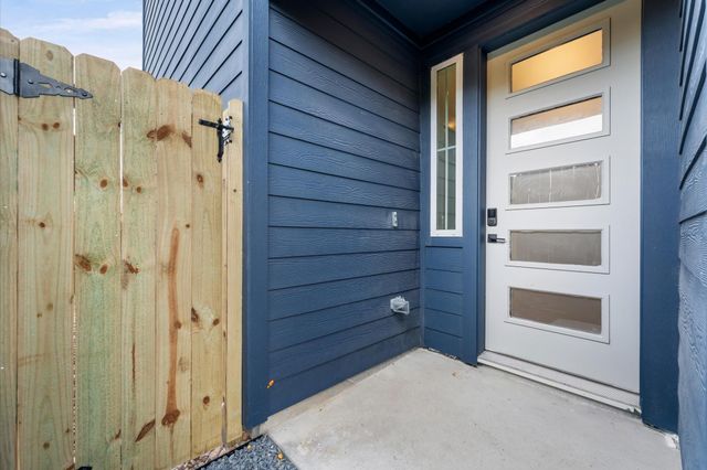 2308 Springwood Cove Lane, Houston, TX 77055