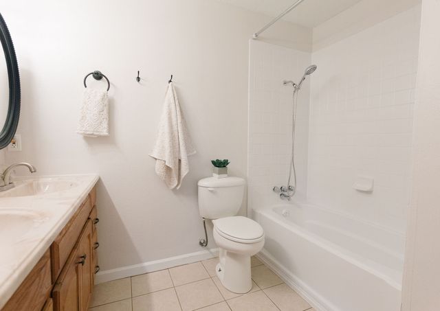 2103 Cedarcrest Drive, Carrollton, TX 75007