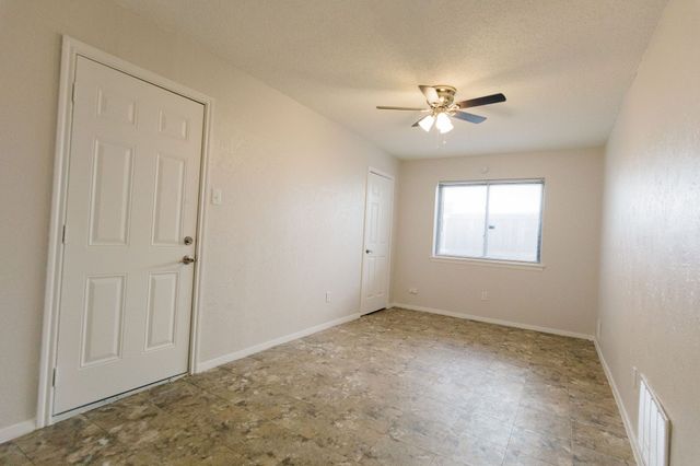 2103 Cedarcrest Drive, Carrollton, TX 75007