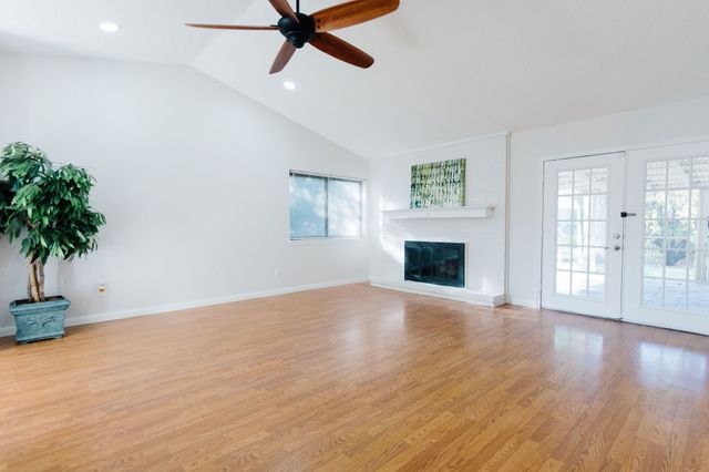 2103 Cedarcrest Drive, Carrollton, TX 75007