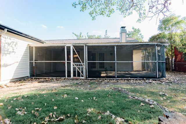 2103 Cedarcrest Drive, Carrollton, TX 75007
