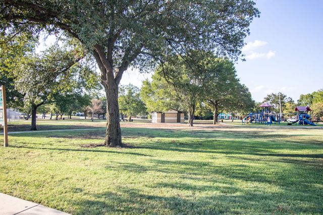 2103 Cedarcrest Drive, Carrollton, TX 75007