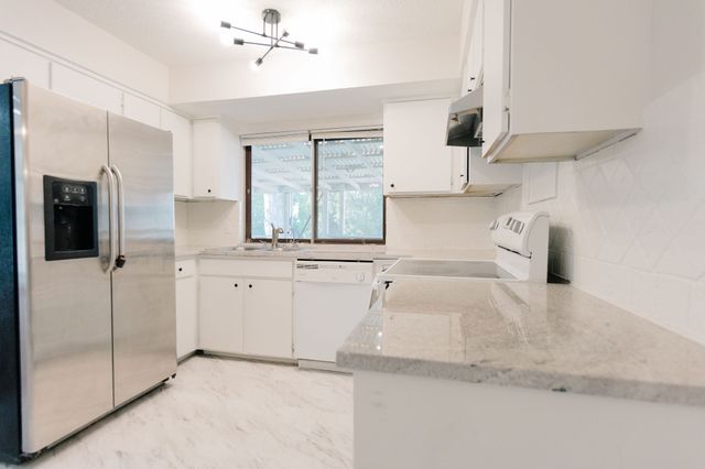 2103 Cedarcrest Drive, Carrollton, TX 75007