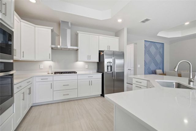 19115 CHERRYSTONE WAY, Lakewood Ranch, FL 34211
