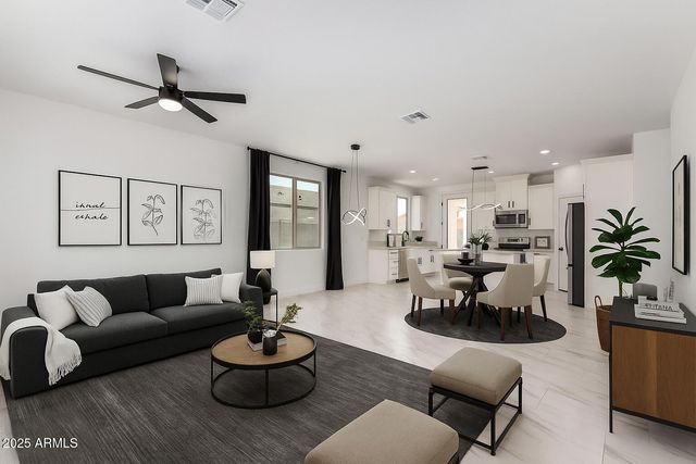 9051 W MAGNUM Drive, Arizona City, AZ 85123