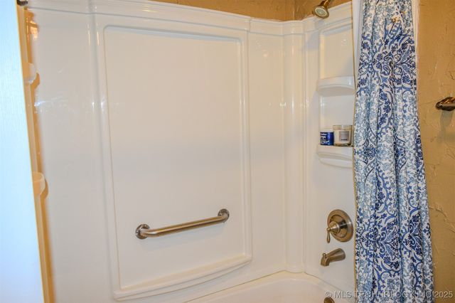 906 Powell Drive, Antlers, OK 74523