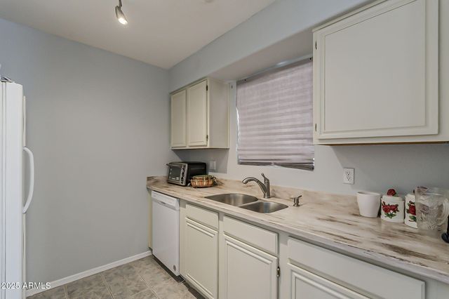 2011 S CLUBHOUSE Drive, Casa Grande, AZ 85194