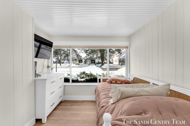 224 S Griffin Street, Grand Haven City, MI 49417