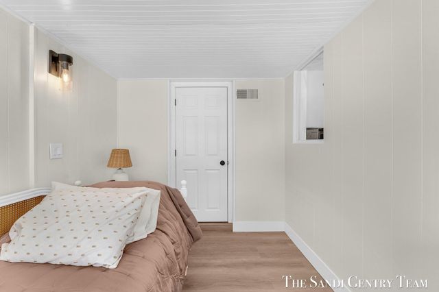 224 S Griffin Street, Grand Haven City, MI 49417