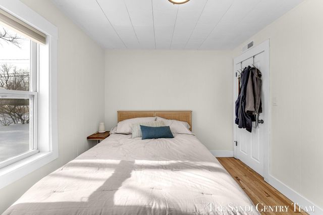 224 S Griffin Street, Grand Haven City, MI 49417