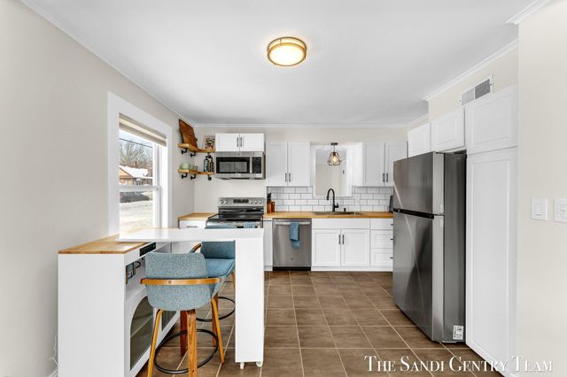 224 S Griffin Street, Grand Haven City, MI 49417