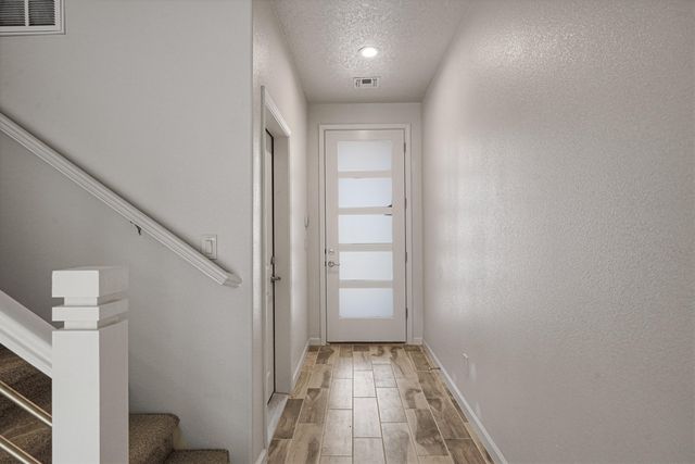 4320 Wymont Circle NE, Albuquerque, NM 87109