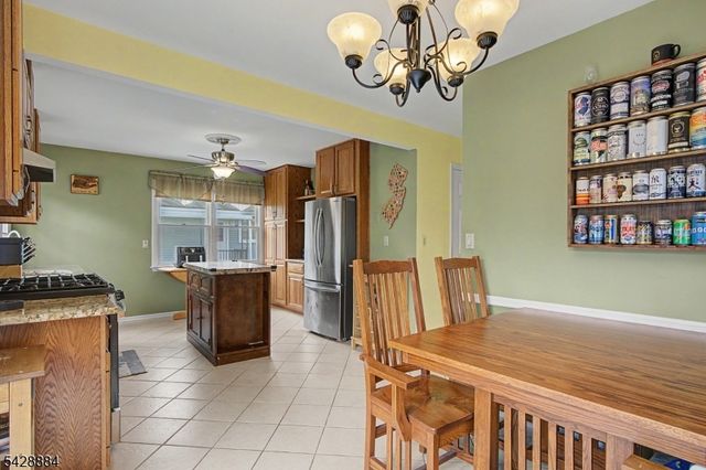 99 Oak St, Bridgewater Twp., NJ 08807