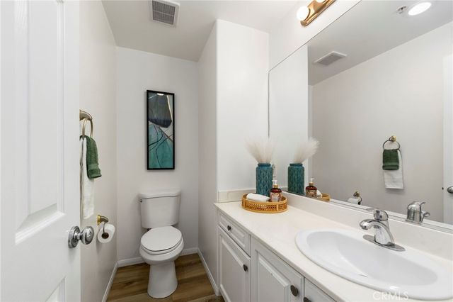 343 W Summerfield Circle, Anaheim, CA 92802