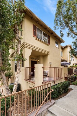 343 W Summerfield Circle, Anaheim, CA 92802