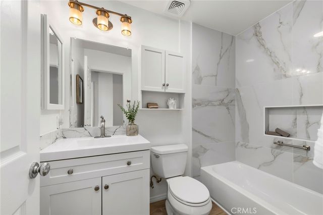 343 W Summerfield Circle, Anaheim, CA 92802