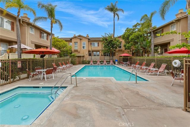343 W Summerfield Circle, Anaheim, CA 92802