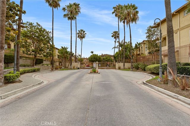 343 W Summerfield Circle, Anaheim, CA 92802