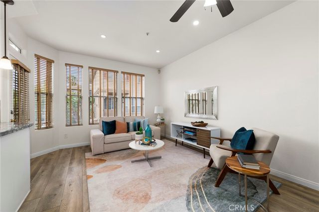 343 W Summerfield Circle, Anaheim, CA 92802