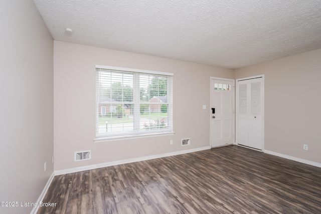 8204 Rochelle Rd, Louisville, KY 40228