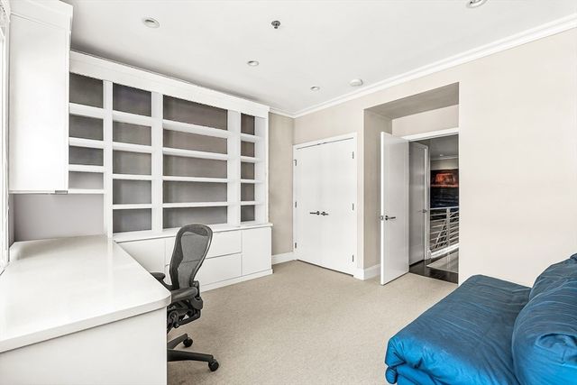 40 Battery St 306, Boston, MA 02109