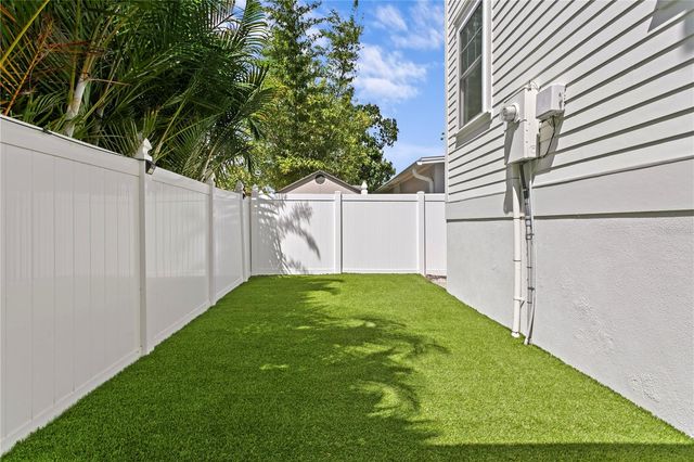 1223 5TH STREET S, St Petersburg, FL 33701