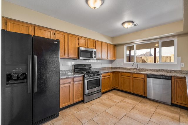 485 SANDSTONE Drive NE, Rio Rancho, NM 87124