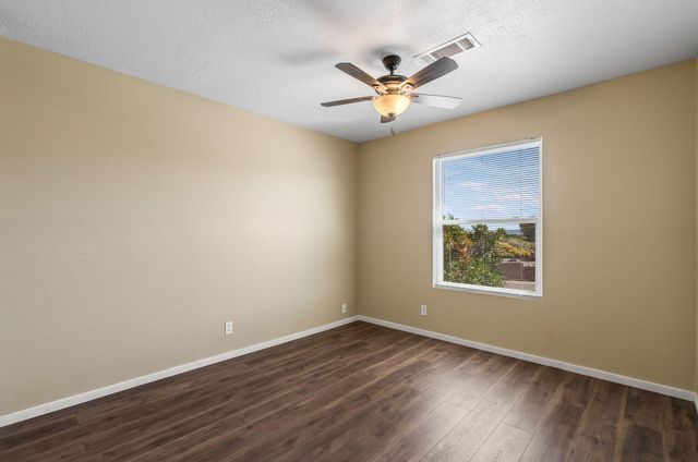 485 SANDSTONE Drive NE, Rio Rancho, NM 87124