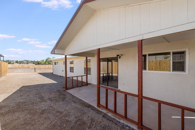 485 SANDSTONE Drive NE, Rio Rancho, NM 87124