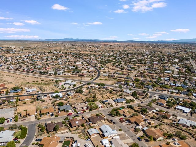 485 SANDSTONE Drive NE, Rio Rancho, NM 87124